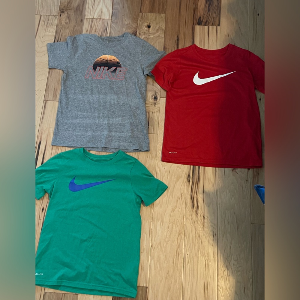 Nike tshirts. Boys size M.